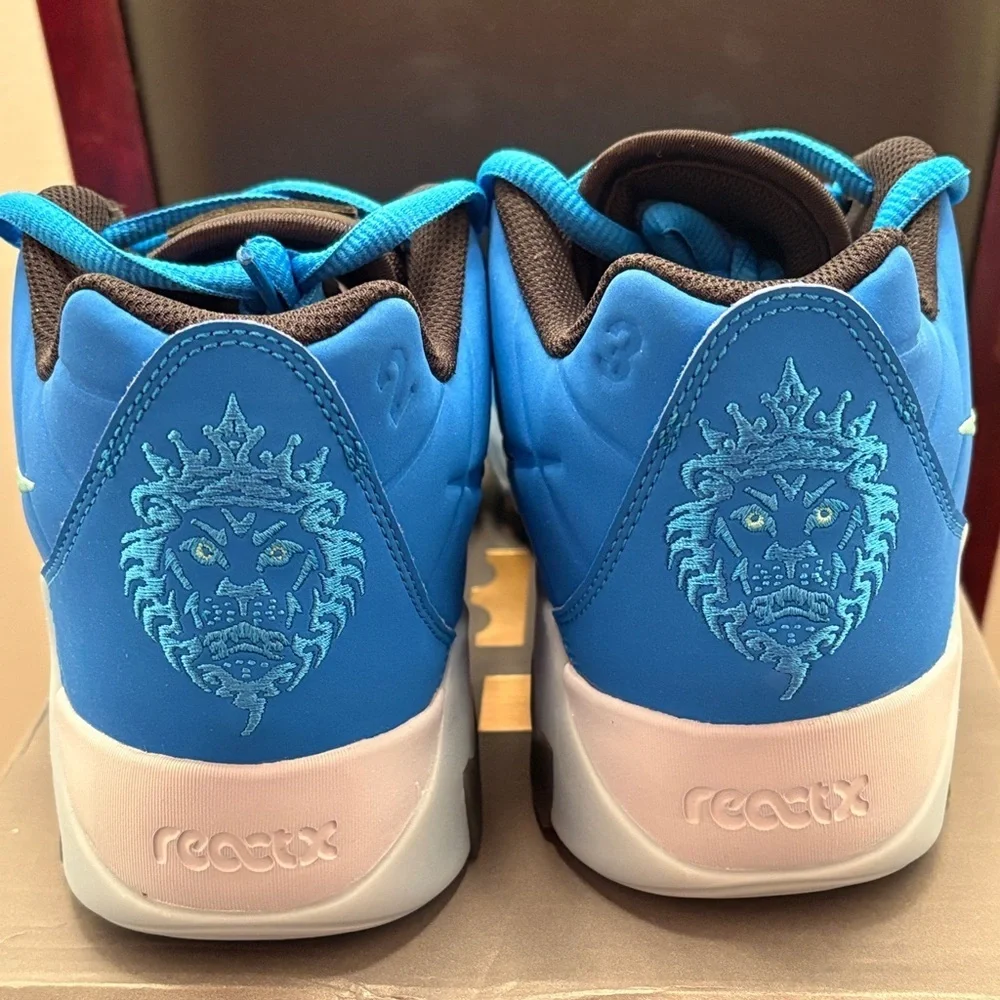 New Nike Men's LeBron Witness IX Blue and Black Sneakers Size 9.5